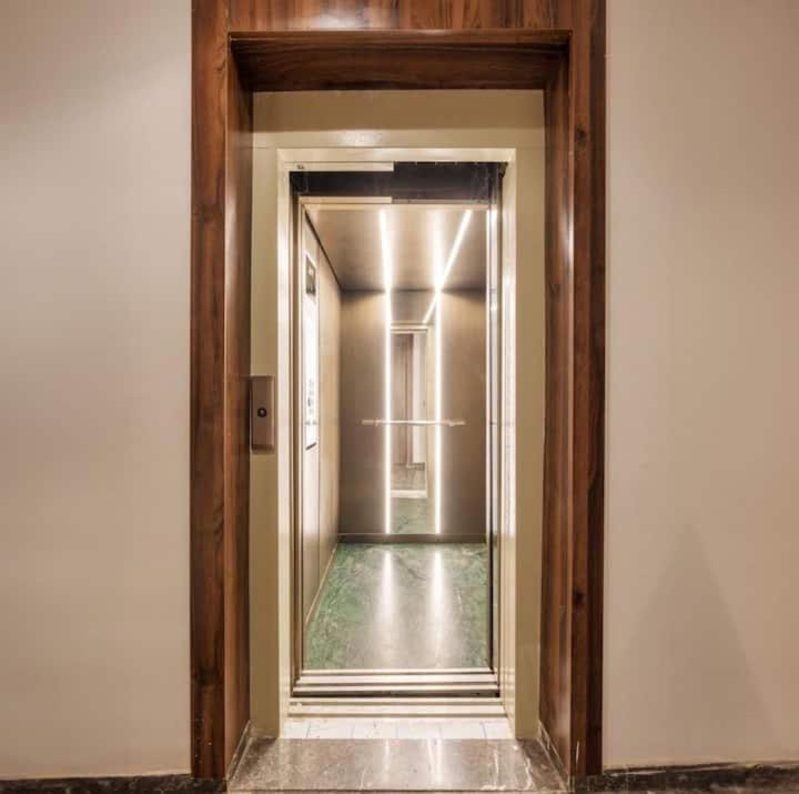 Modern Luxury Retreat: 2-Bedroom Apartment In The Heart Of Marrakech Marrakesh Esterno foto